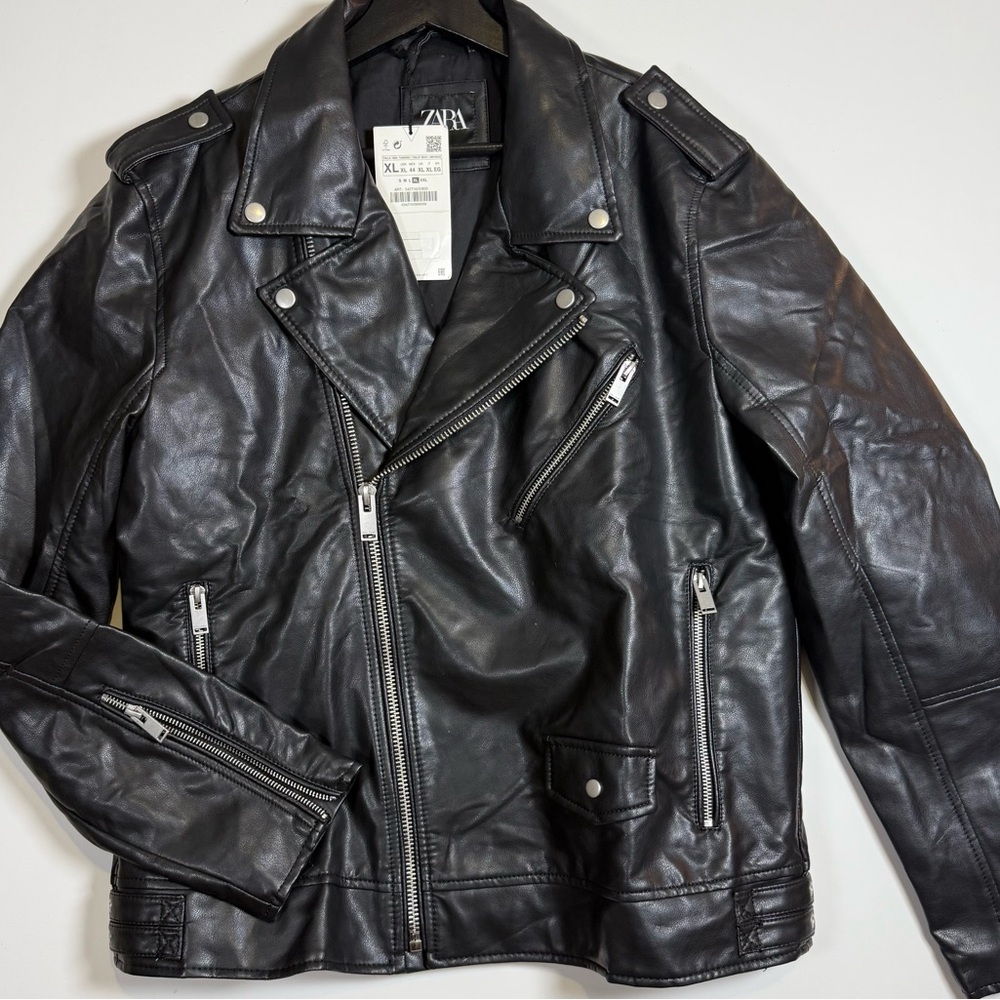 ZARA Black Faux Leather Moto Jacket – Men’s XL